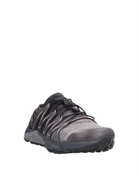 Низкие кеды и кроссовки 3BC905F6